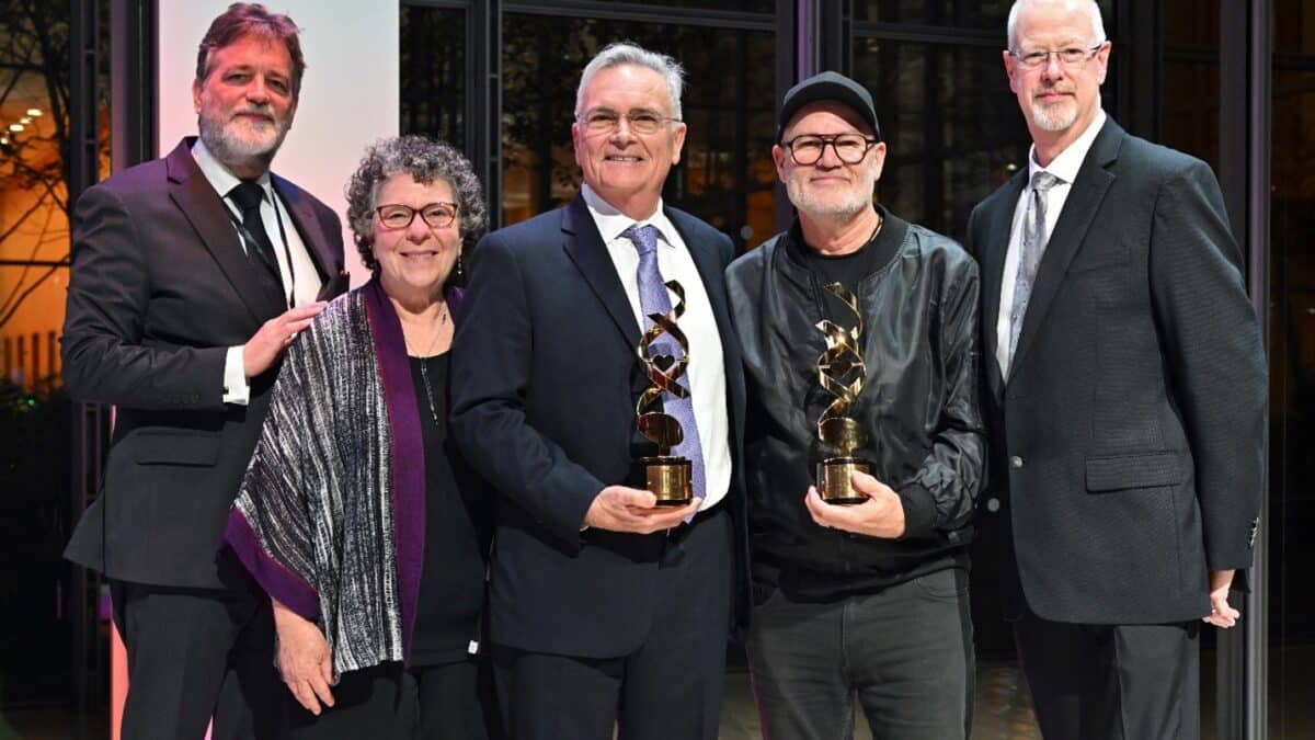 IMNF MHP: David J. Gentner, EdD, Wartburg CEO, Dr. Concetta Tomaino, IMNF Executive Director, Edward Large, Ph.D., Honoree, Greg Barnill, Honoree and performer, Todd Kunze, President & CEO InnerWave.